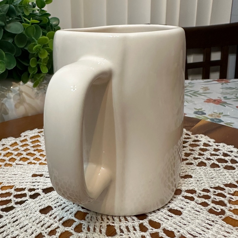 Beautiful ceramic โL๐CKYโ coffee mug - Picture 7 of 9